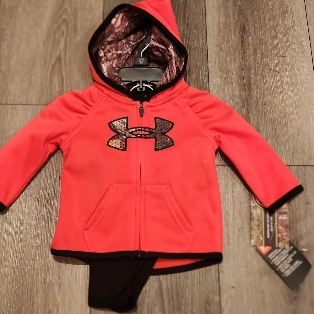 UnderArmour Baby 2 piece  Oufit